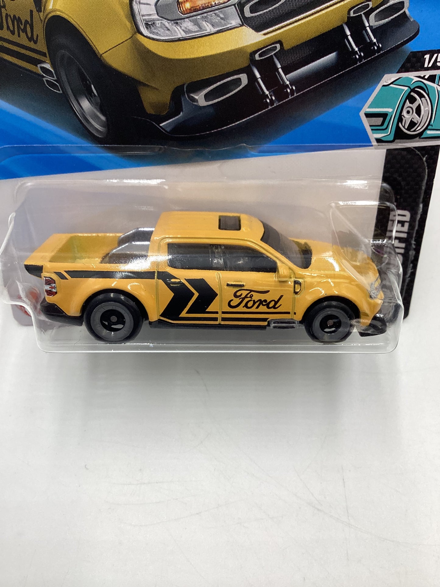 2025 Hot Wheels B case #49 22 Ford Maverick Custom 33E