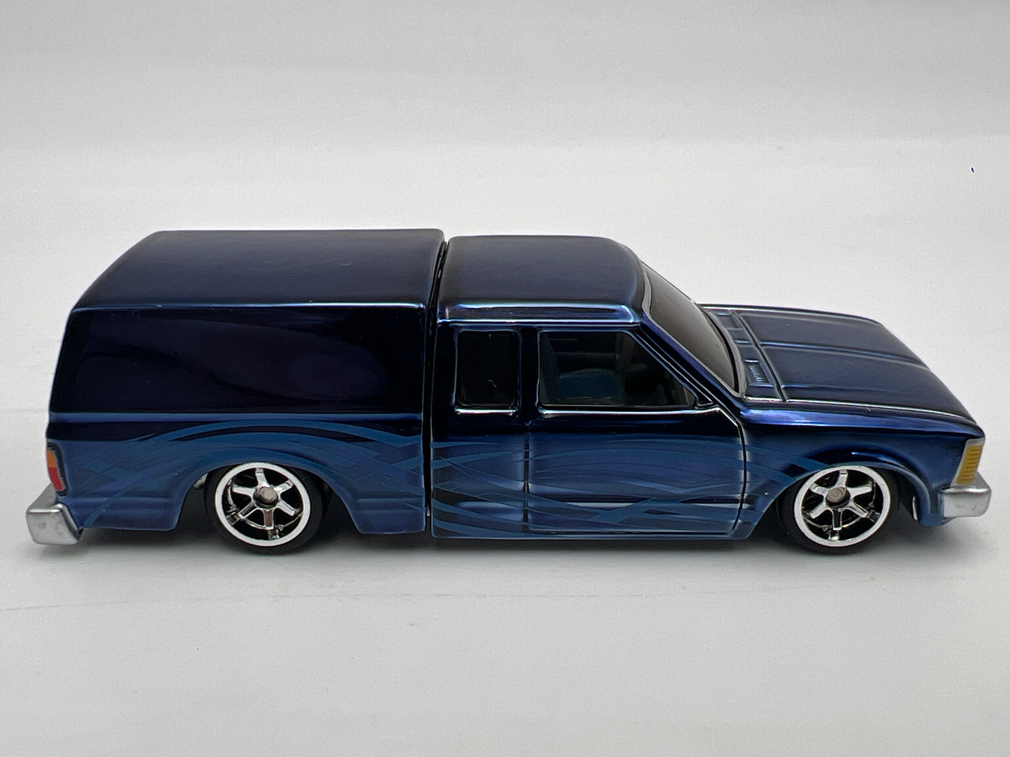 2026 Hot Wheels RLC 1986 Nissan 720 King Cab Blue