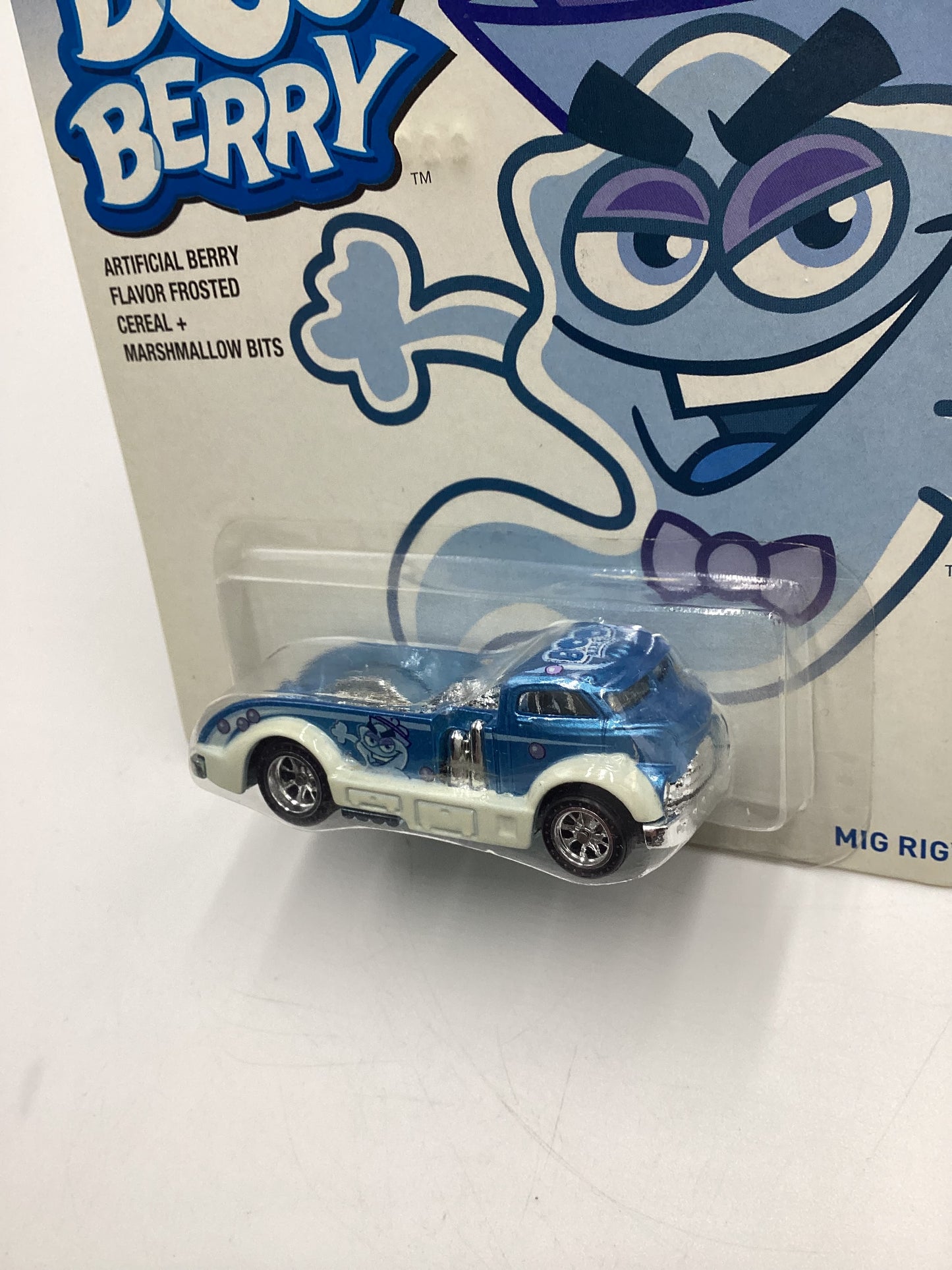 Hot Wheels Pop Culture General Mills Boo Berry Mig Rig Blue/White 262H