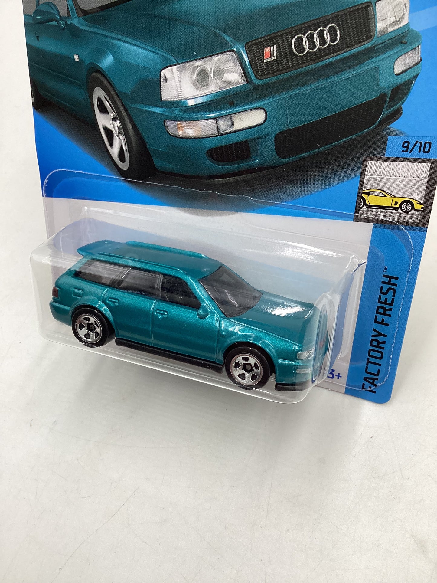 2024 Hot Wheels #133 94 Audi Avant RS2 Teal 108C