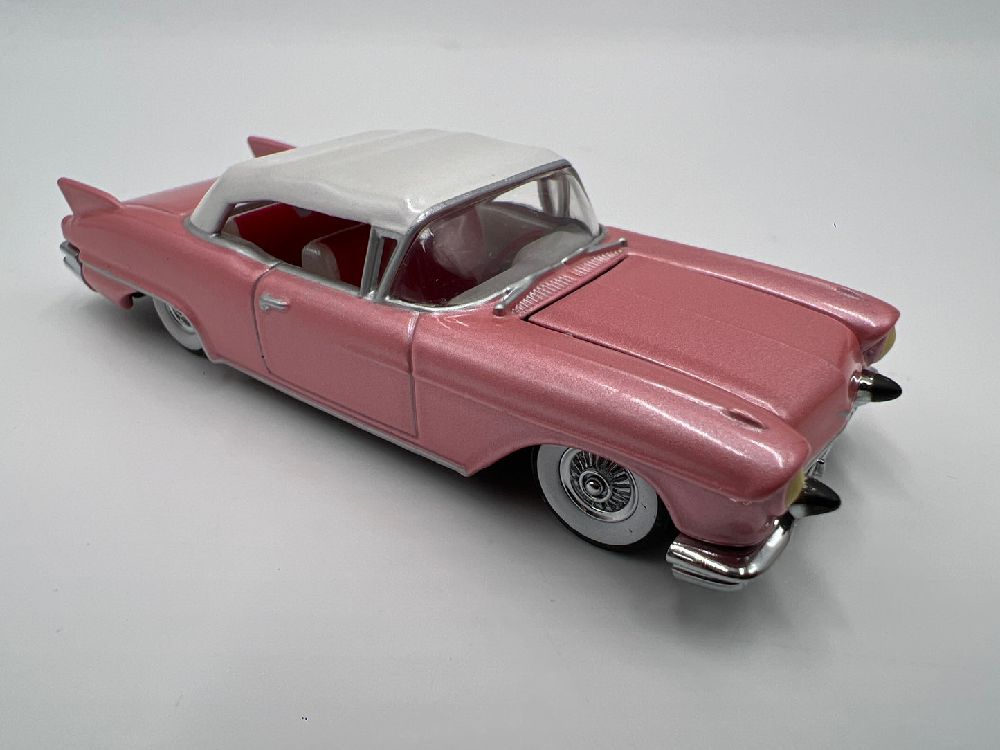 Hot Wheels Collectibles 1/64 Hard Rock Cafe 1957 Cadillac Eldorado Pink Loose