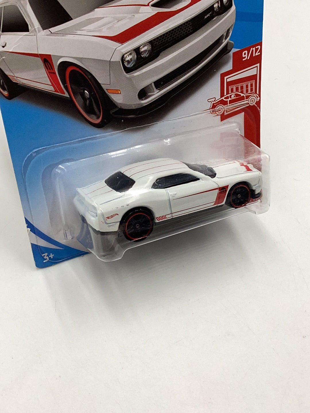 2018 Hot Wheels Red Edition ‘15 Dodge Challenger SRT *BAD CARD* 150D