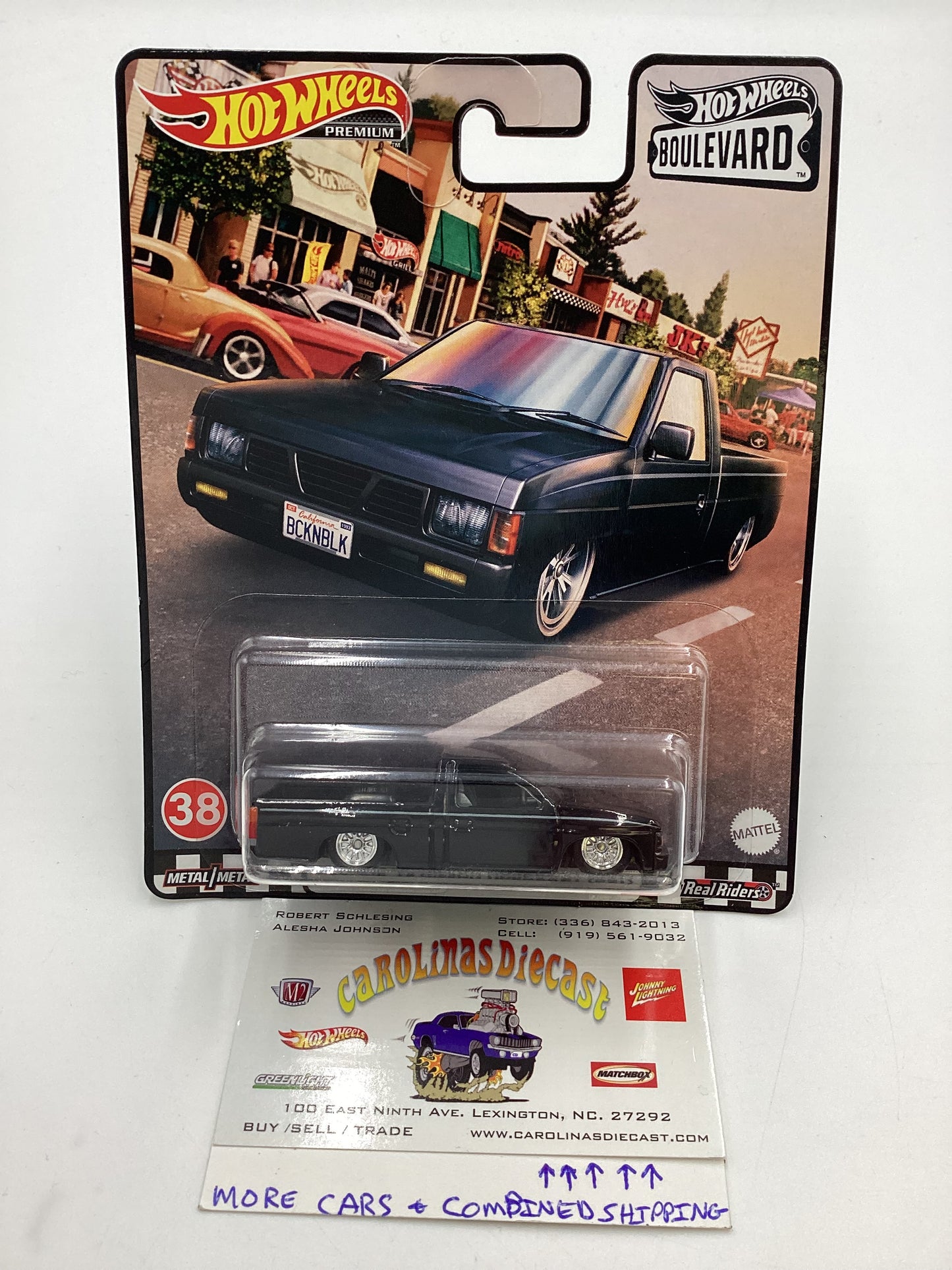 Hot Wheels Premium Boulevard #38 Custom ‘93 Nissan Hardbody Black w/ protector