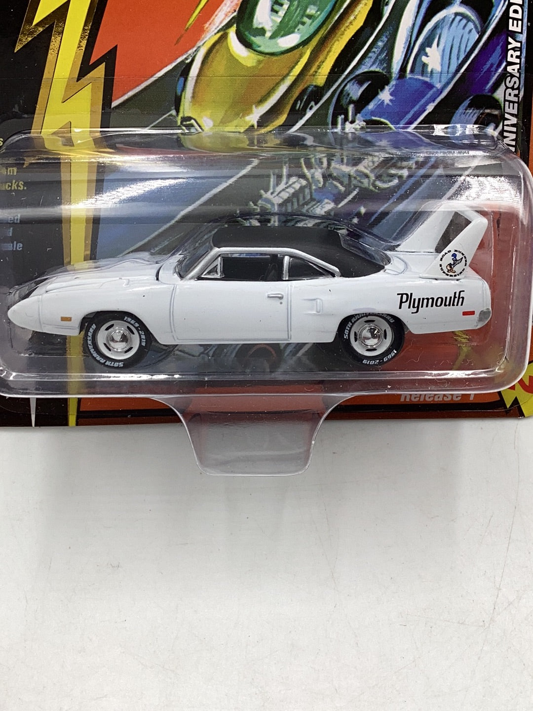 Johnny Lightning 1970 Plymouth Superbird Looney Tunes