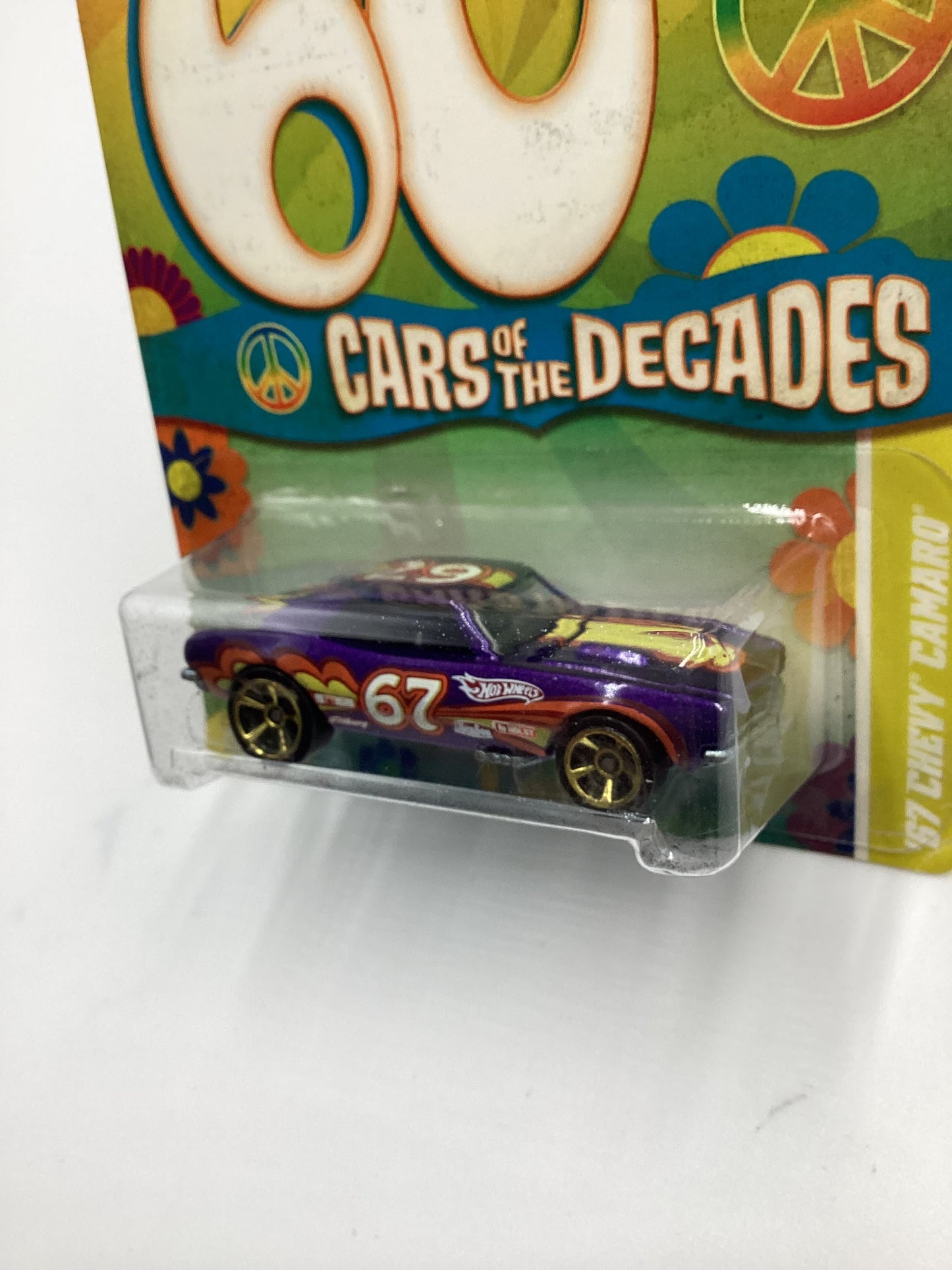 2011 Hot wheels The 60’s Cars of the Decade #14 67 Chevy Camaro Purple 157i