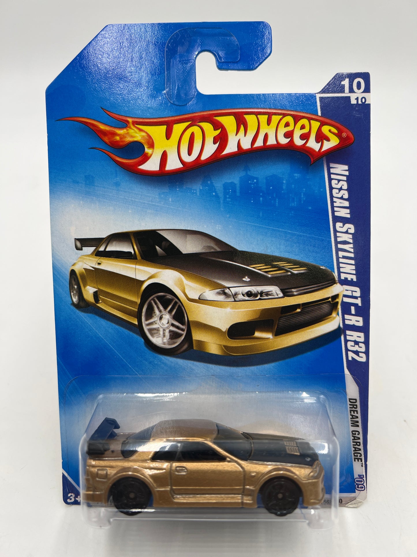 2009 Hot Wheels Dream Garage #156 Nissan Skyline GT-R R32 Gold HTF W/Protector