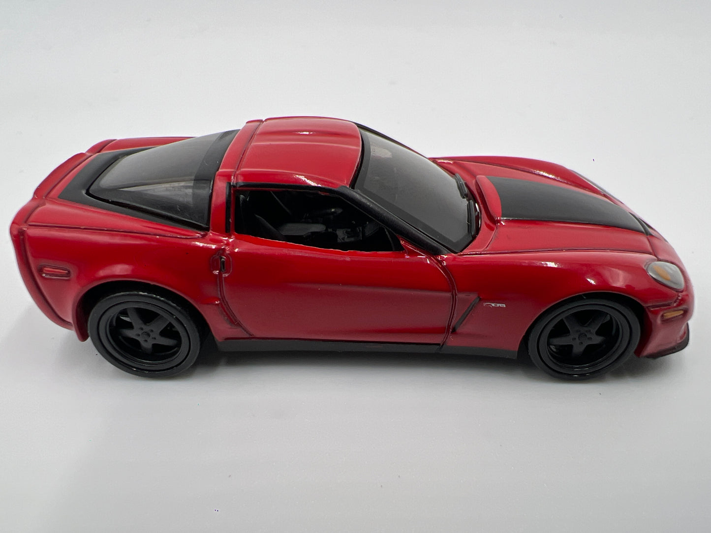 Auto World 1/64 Target Exclusive Deluxe 4 Pack Release 2 Version A 2010 Chevy Corvette Z06 Red Loose