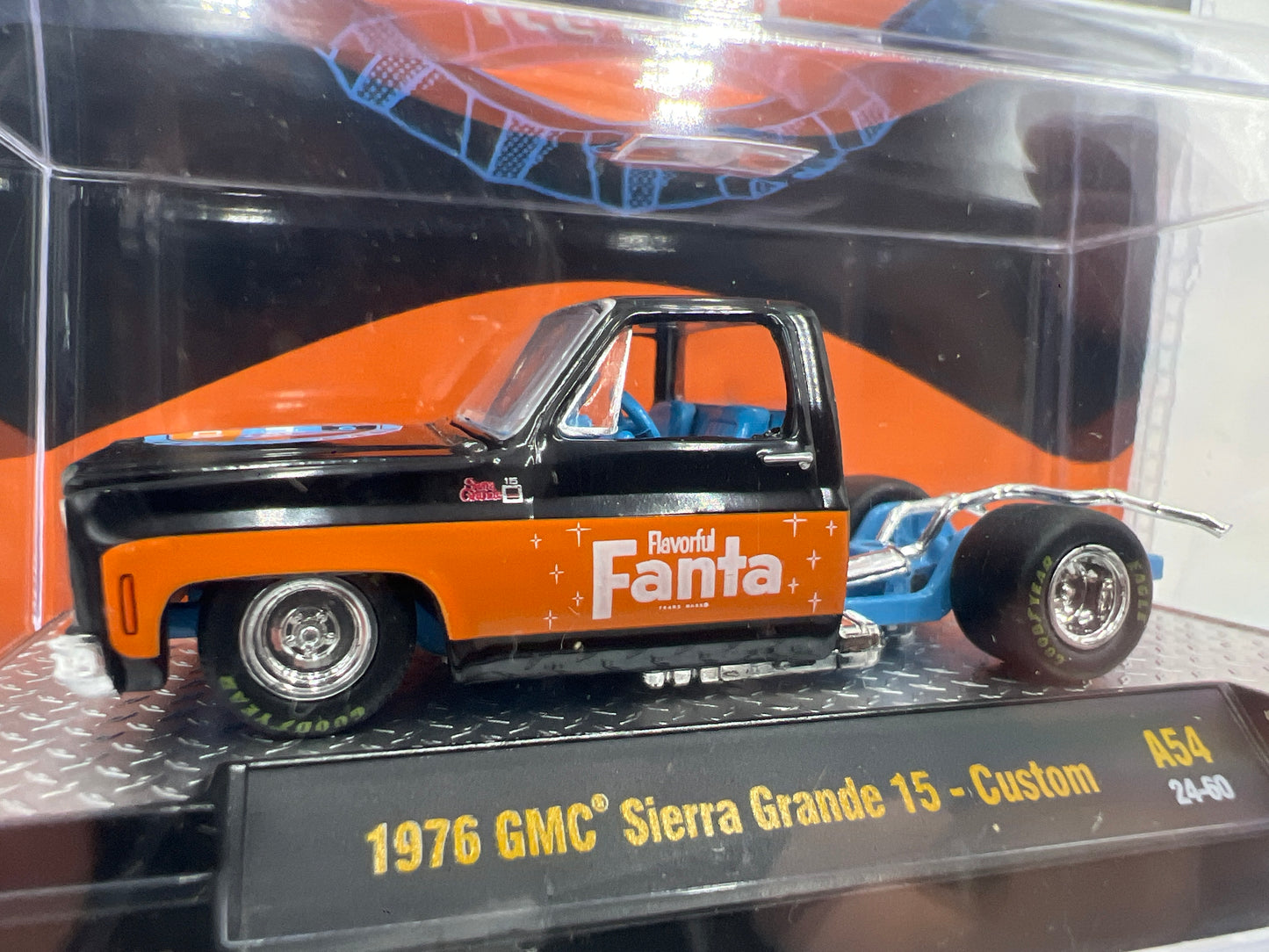 2025 M2 Machines Coca Cola Fanta 1976 GMC Sierra Grande 15 Custom A54 203D