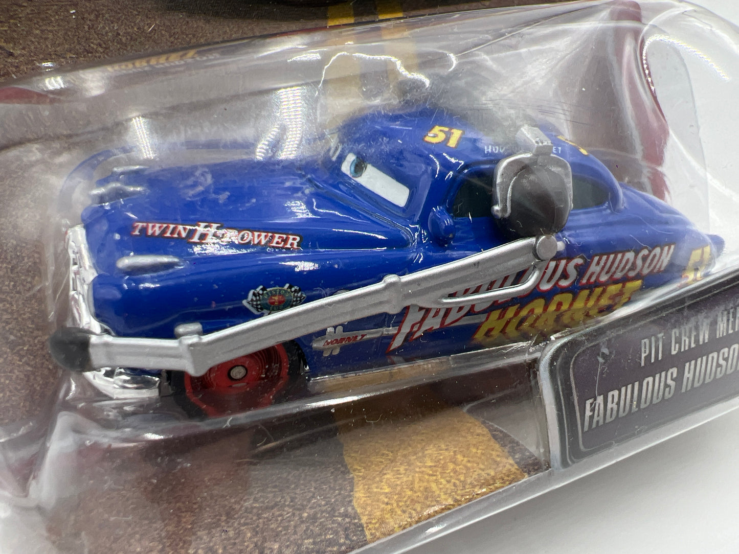Disney Pixar The World Of Cars #33 Pit Crew Member Fabulous Hudson Hornet Blue 140A
