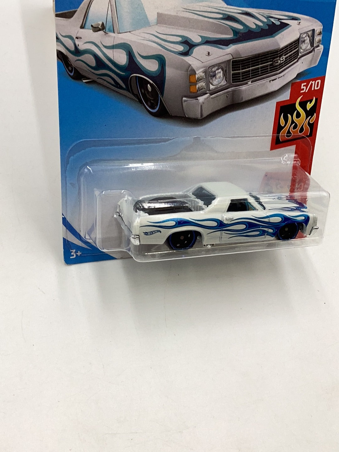 Hot Wheels 2019 #8 71 El Camino white Kroger Exclusive 235E