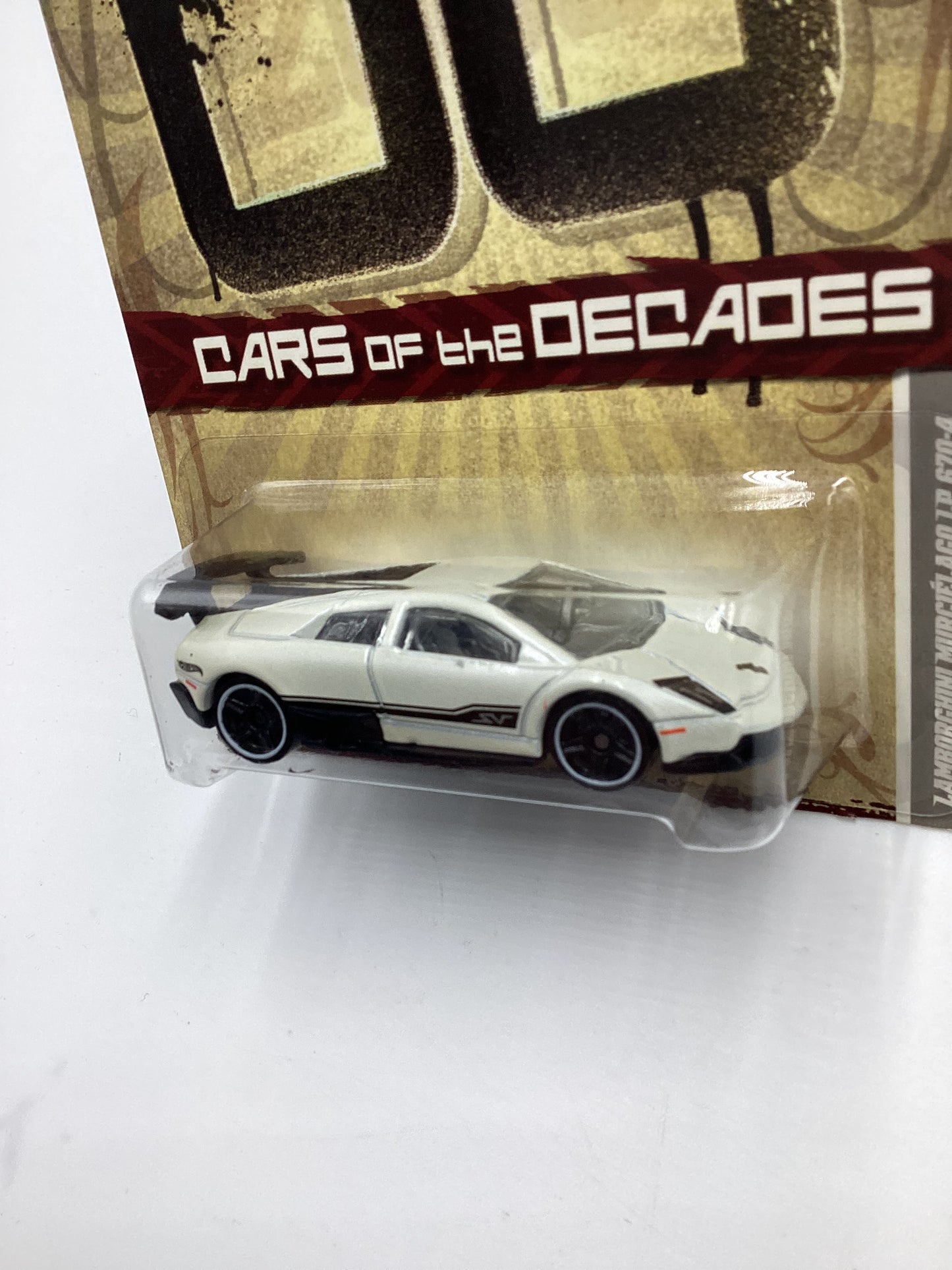 2011 Hot Wheels Cars of the Decades The 00s #32 Lamborghini Murcielago LP 670-4 Superveloce White