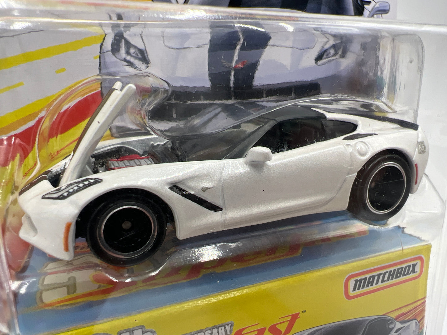 Matchbox 50th Anniversary Superfast #6 16 Corvette Stingray White 174G