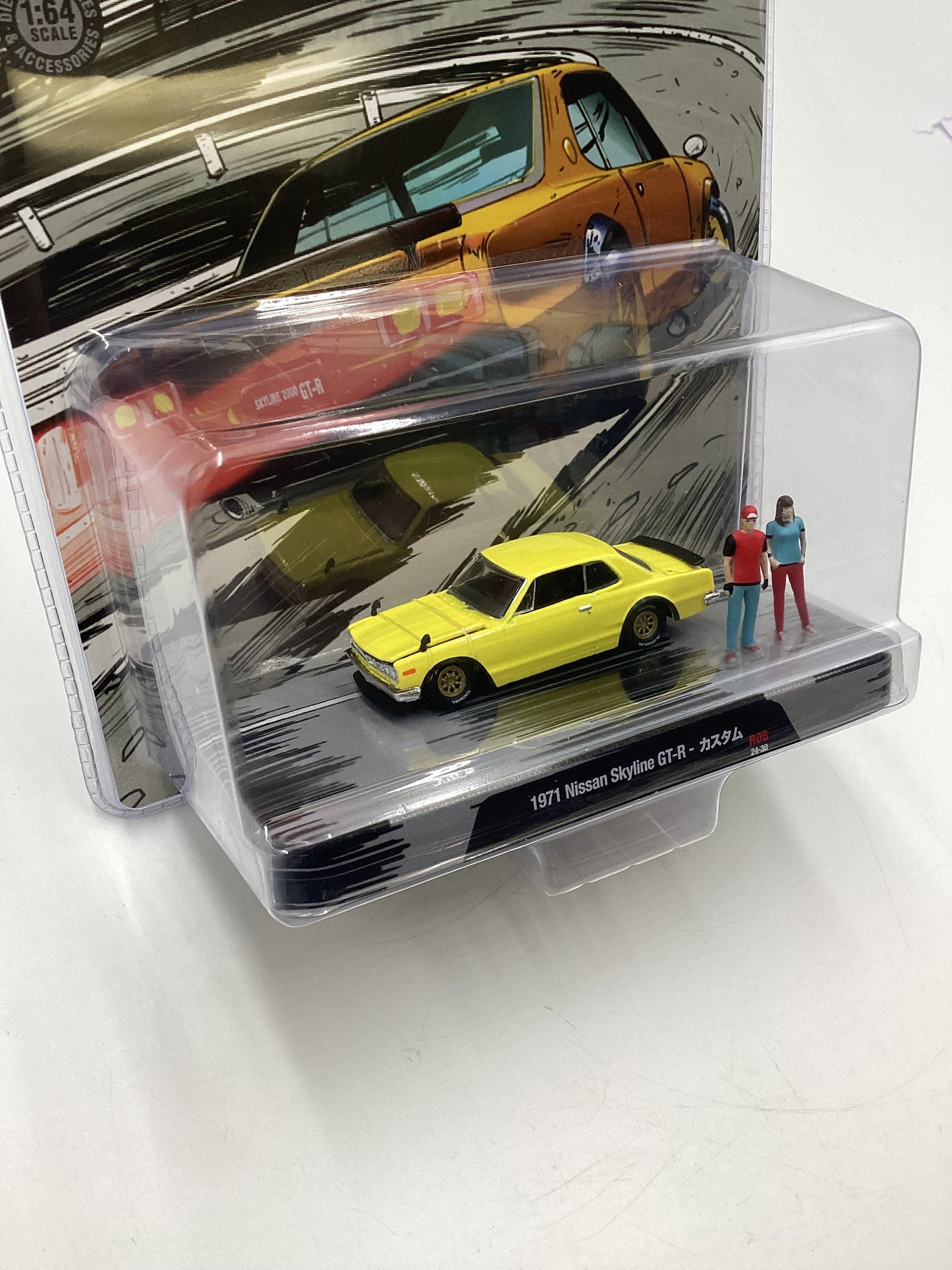 M2 Machines Diorama 1971 a Nissan Skyline GT-R Yellow R08 194G