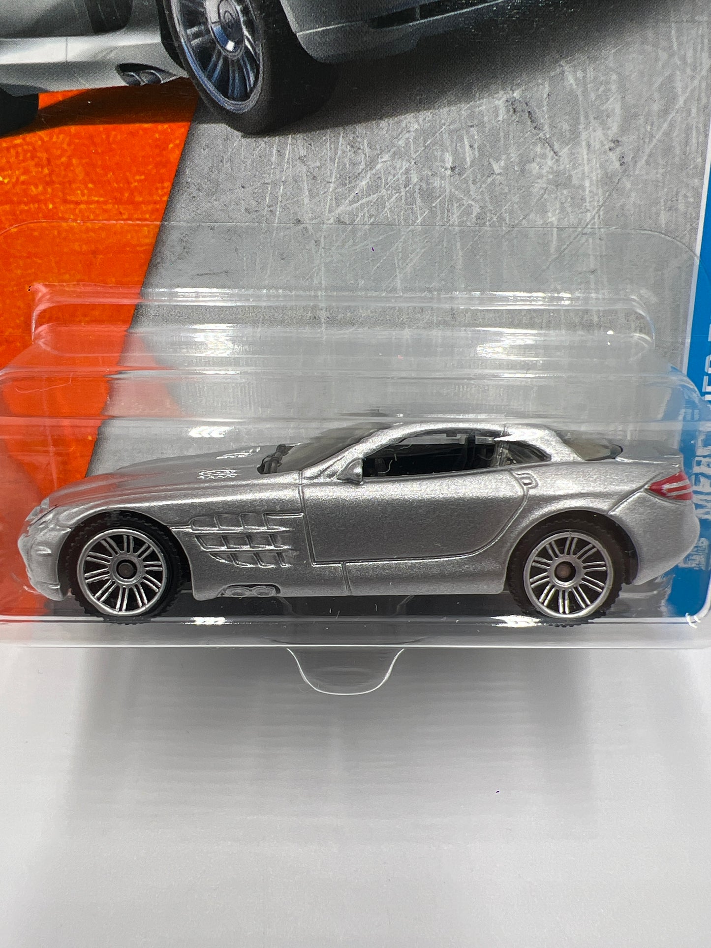 Matchbox Adventure City #29 Mercedes-Benz SLR McLaren Silver 210B