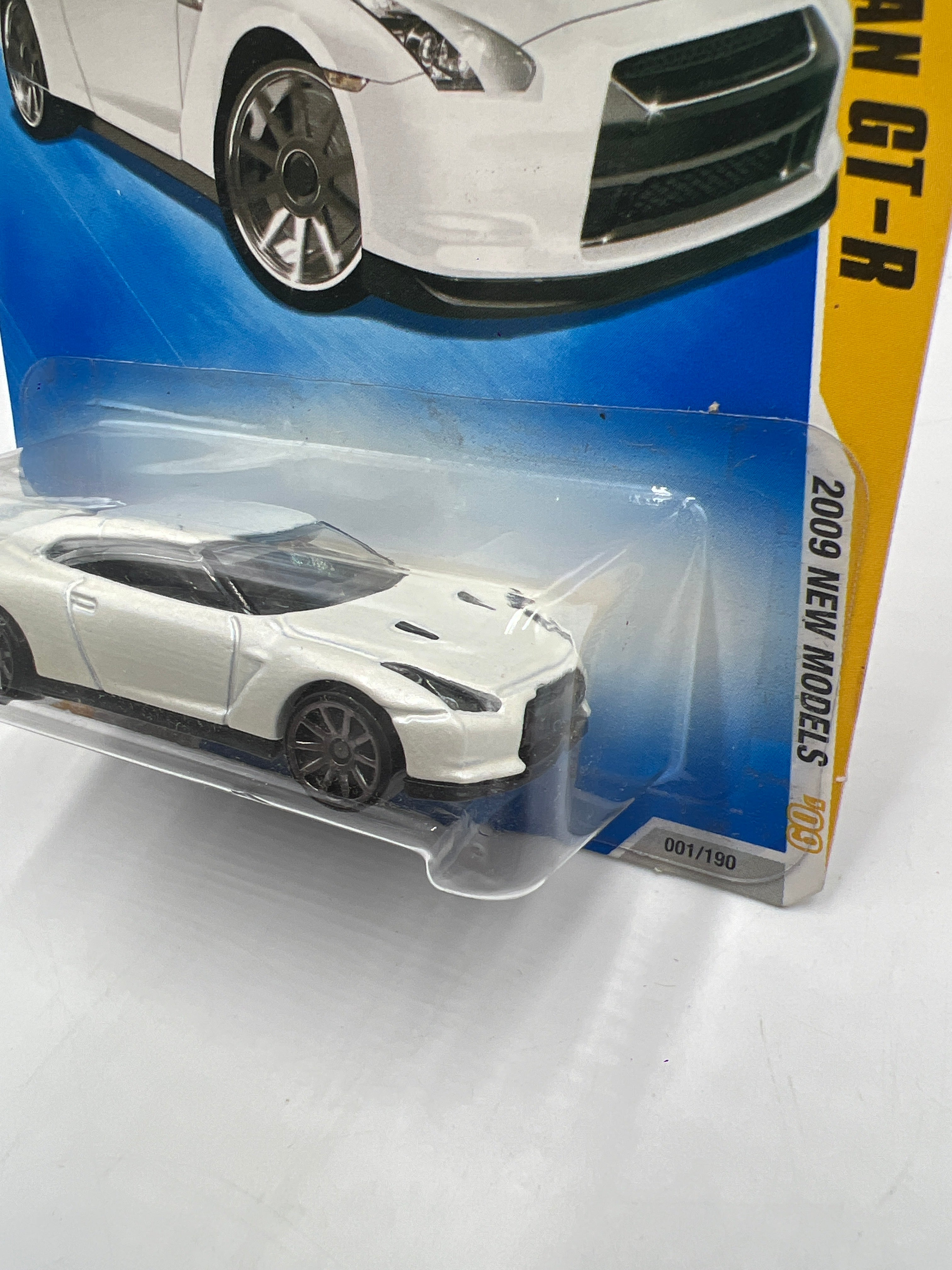 2009 Hot Wheels New Models #001 2009 Nissan GT-R White HTF Smoked