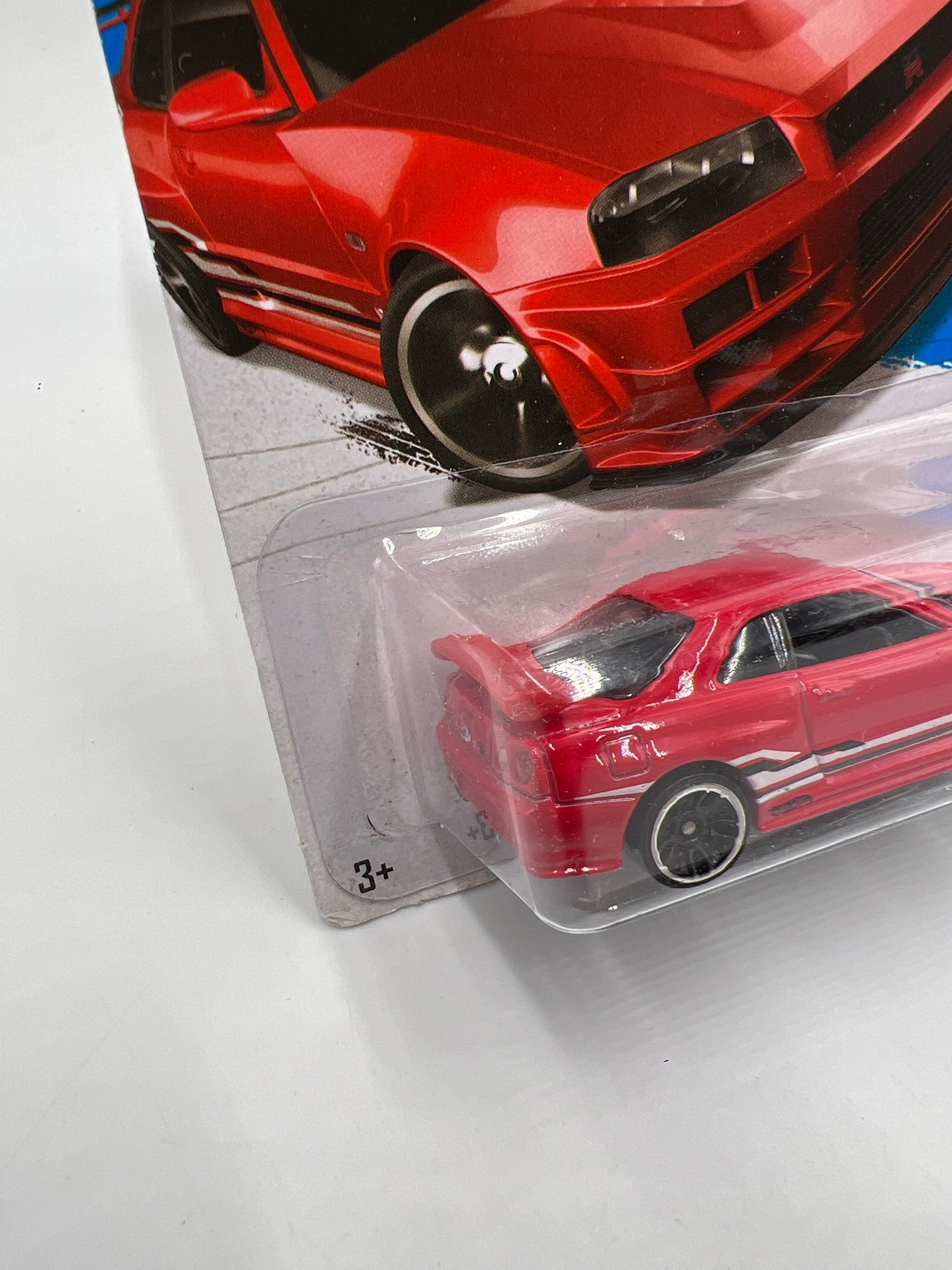 2013 Hot Wheels Showroom #158 Nissan Skyline GT-R R34 Red W/Protector