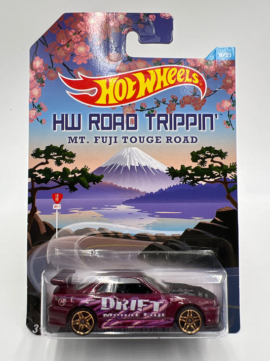 Hot Wheels HW Road Trippin #9 Nissan Skyline GT-R R34 W/Protector