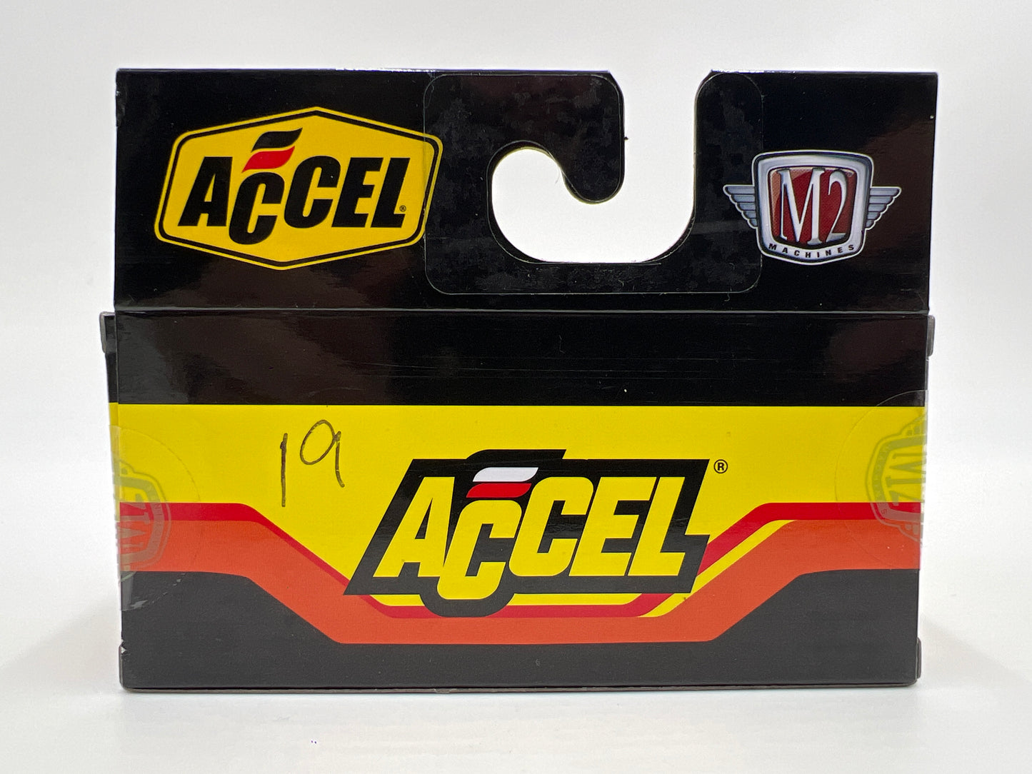 M2 Machines OReilly Exclusive 1972 Ford F-250 Custom 4x4 Accel S136