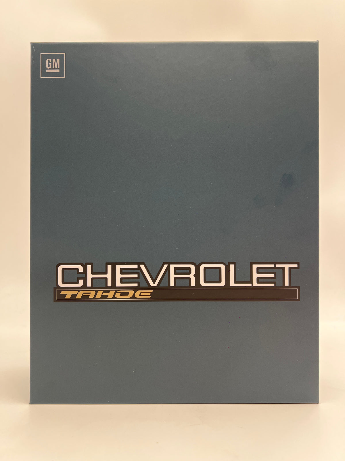 2026 M2 Machines 1/64 Shadow Box 1997 Chevrolet Tahoe 1500