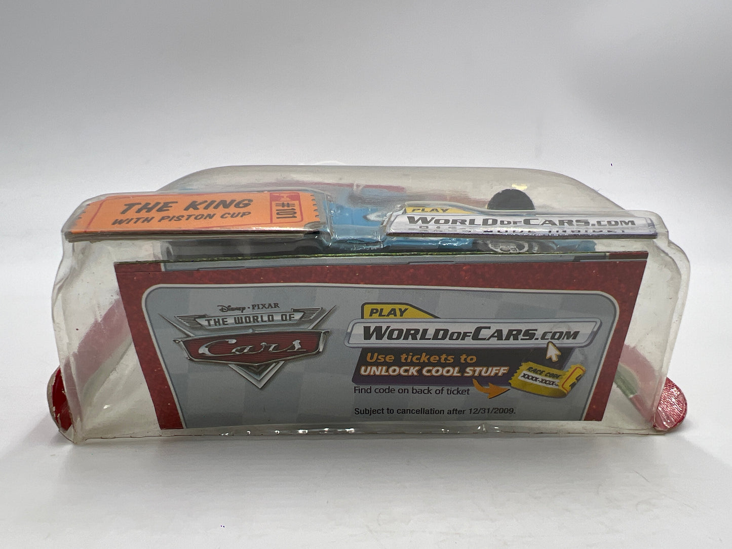 Disney Pixar The World Of Cars #101 CHASE The King With Piston Cup 140B
