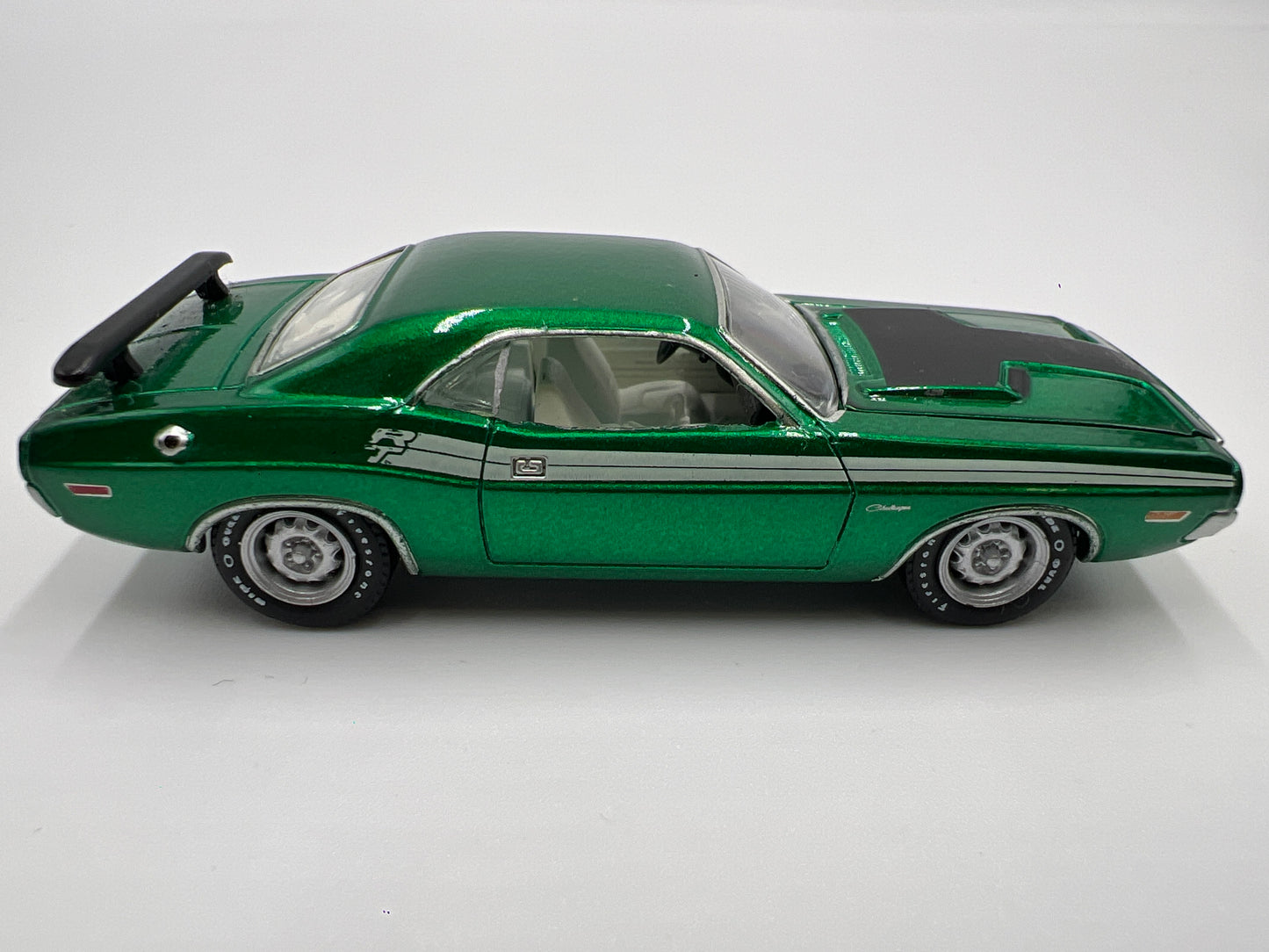 Greenlight Route 66 U.S.A Collector Pack CHASE 1971 Dodge Challenger Green Loose