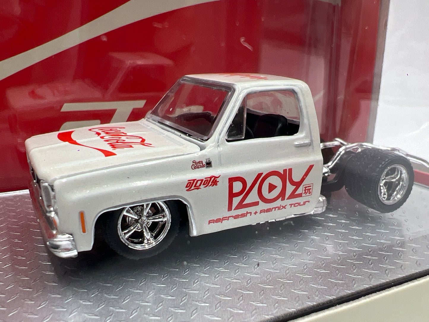 M2 Machines Auto Haulers TW43 Coca Cola 1958 Chevrolet Spartan LCF & 1976 GMC Sierra Grande 15 Custom