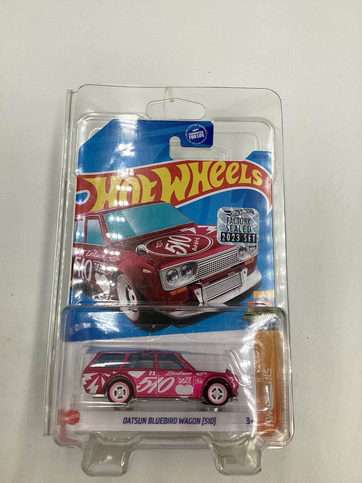 Hot Wheels 2023 Super Treasure Hunt 1/1250 Datsun Bluebird Wagon [510] with protector Factory Sealed