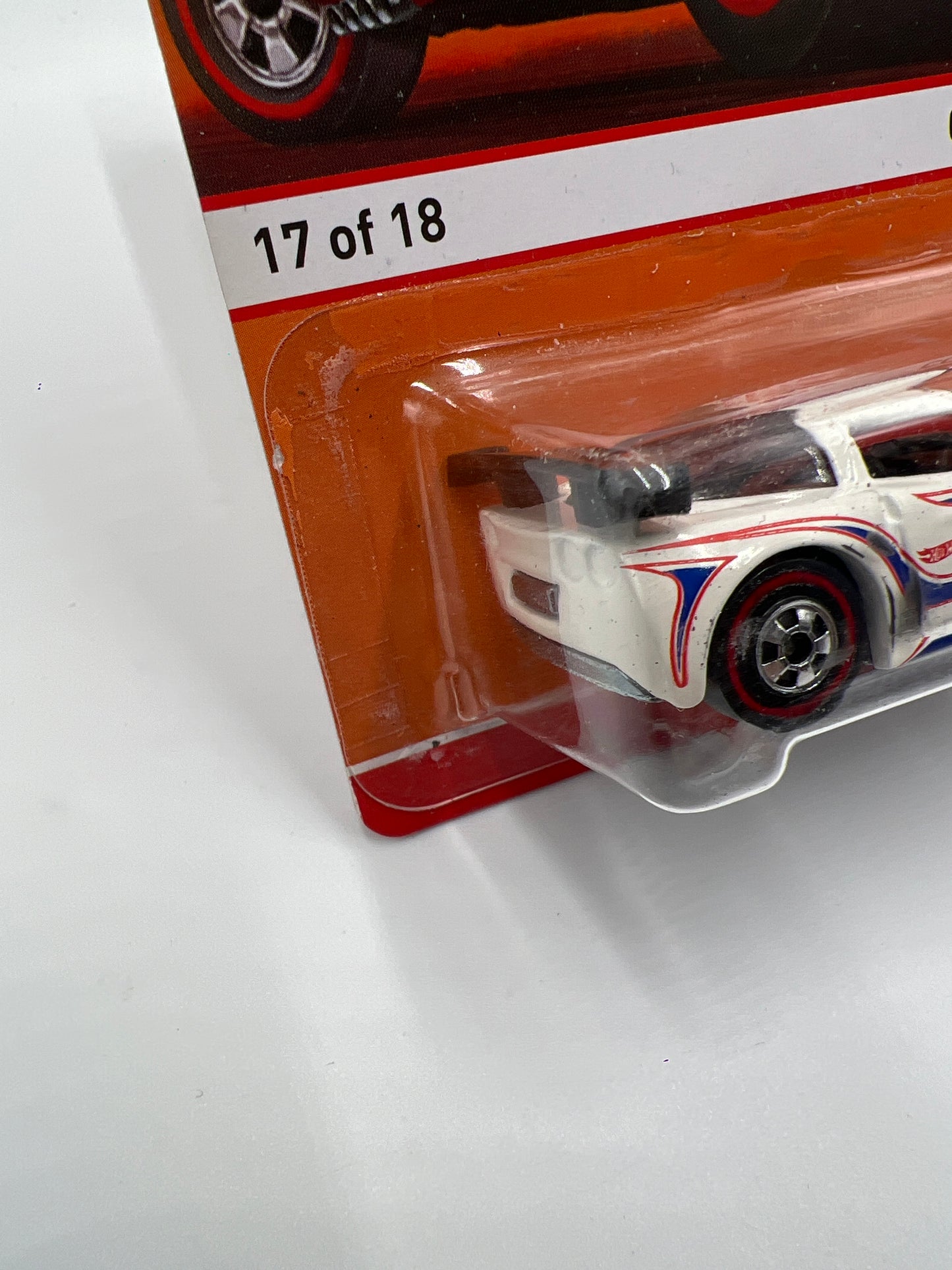 Hot Wheels Heritage Redline #17 Corvette C6R White 160N