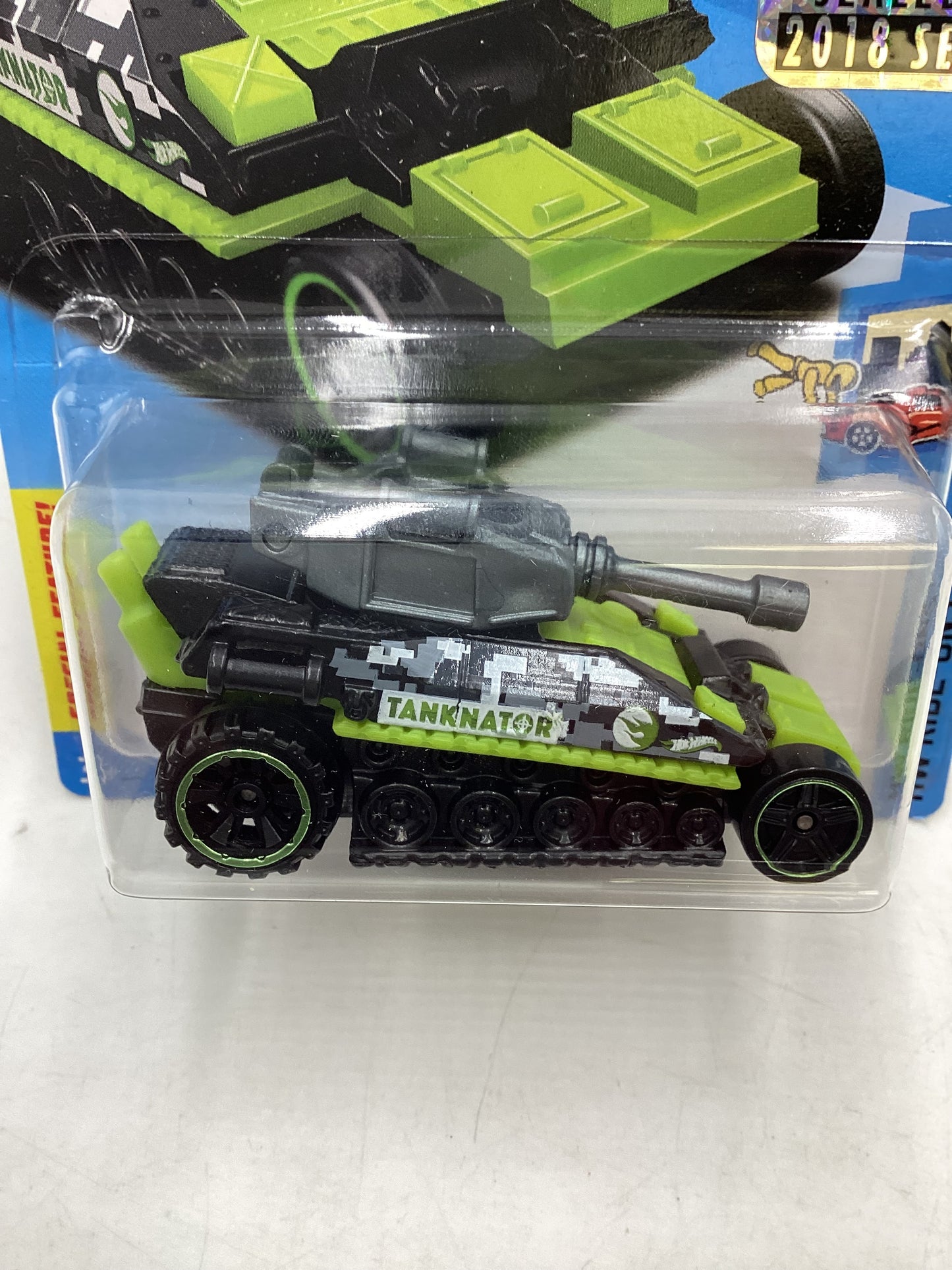 2018 Hot wheels Tanknator Green treasure Hunt Factory Sealed 275G