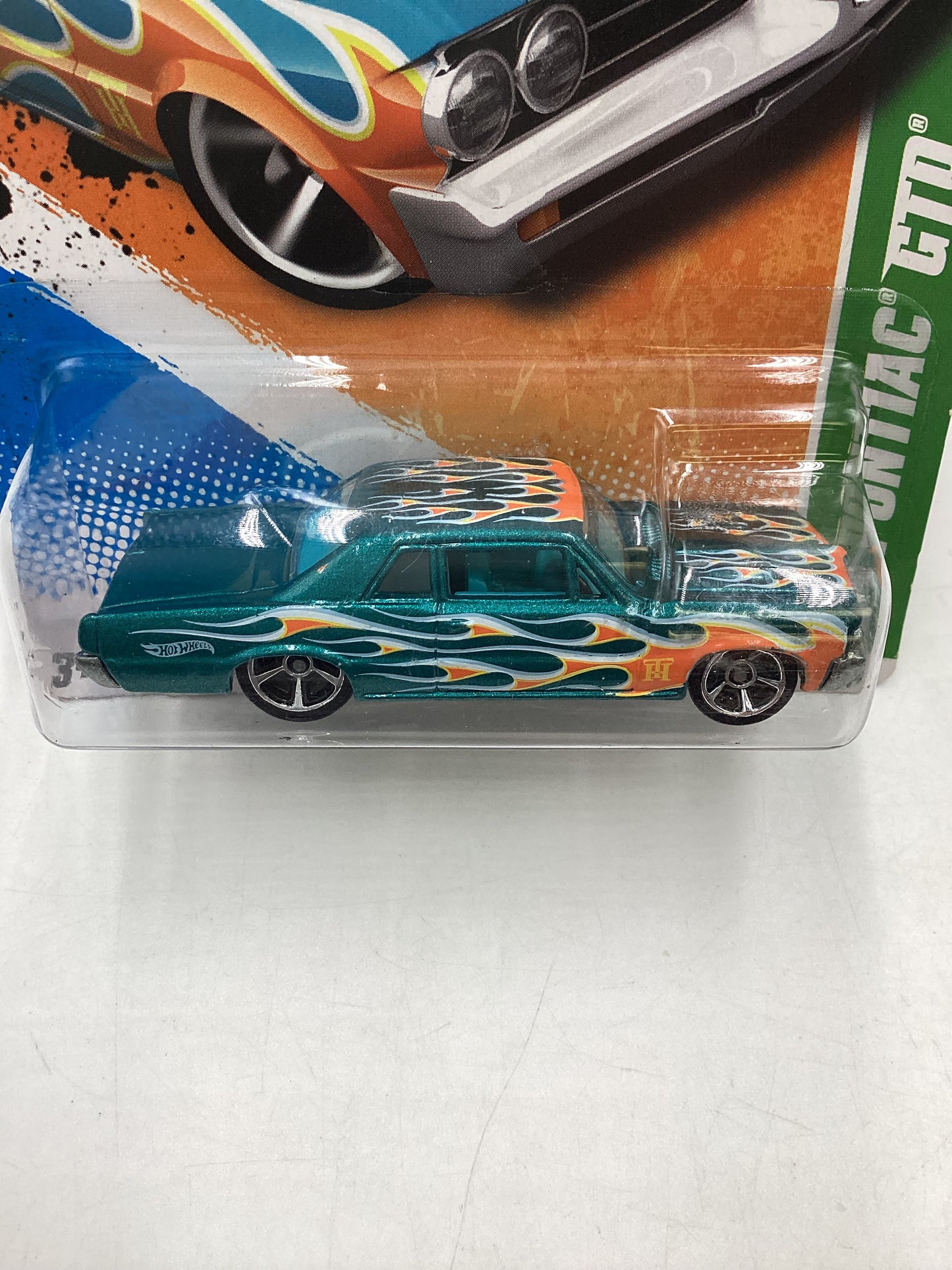 2011 Hot wheels treasure hunt #057 64 Pontiac GTO 275C