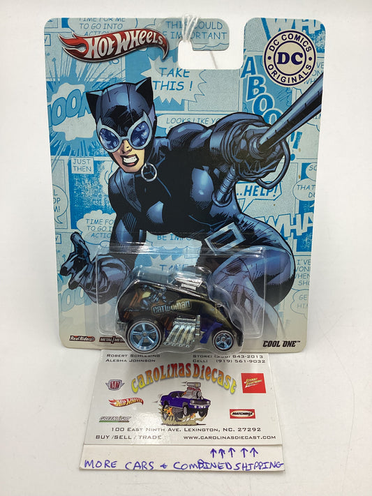 Hot wheels pop culture DC Comics Catwoman Cool One Black 268B