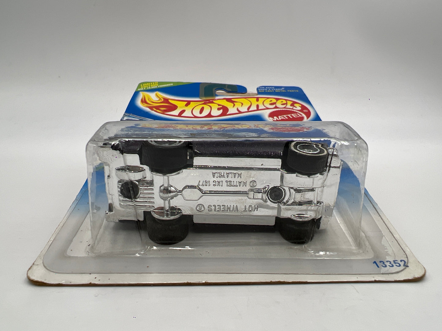 1995 Hot Wheels Treasure Hunt Series #4 Real Riders 57 T-Bird W/Protector Card Has Wrinkles