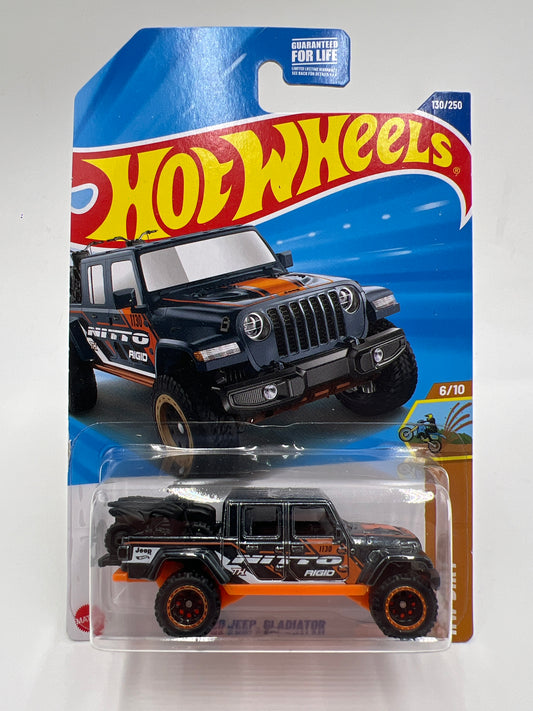 2025 Hot Wheels F Case Super Treasure Hunt #130 20 Jeep Gladiator Nitto W/Protector