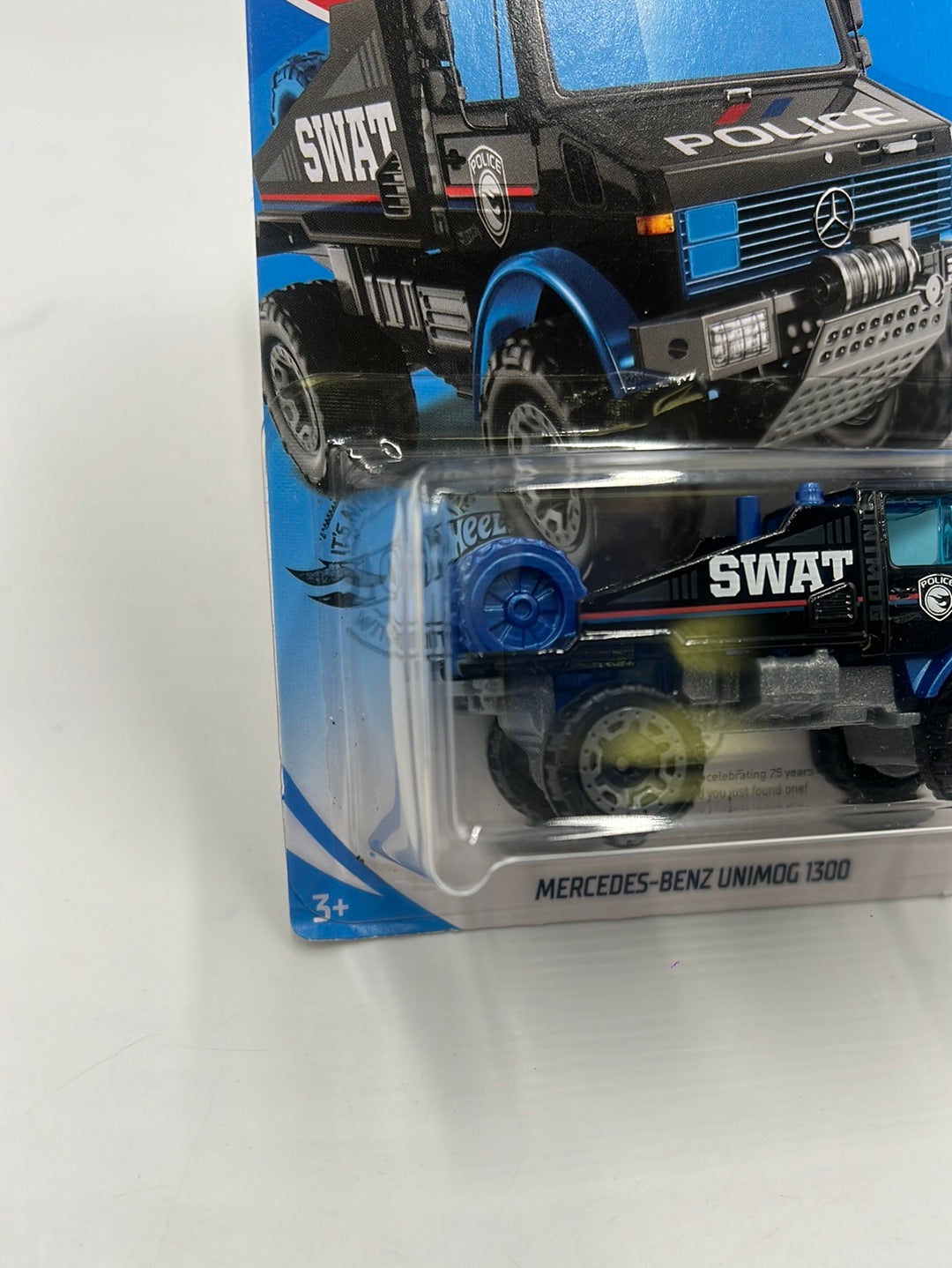 Hot Wheels 2020 Treasure Hunt Mercedes Benz Unimog 1300 #33 274C