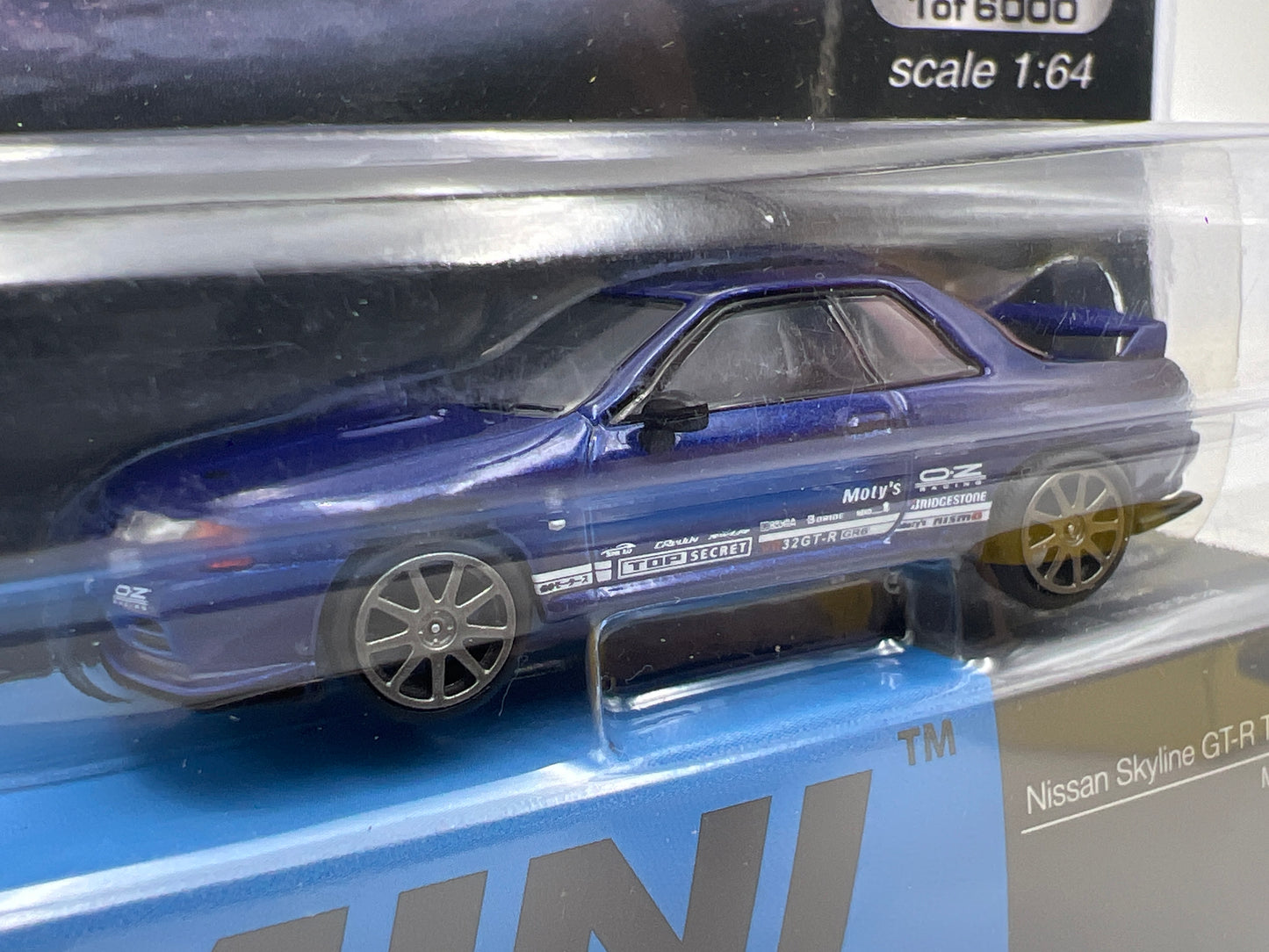 Mini GT MiJo Exclusives #589 Nissan Skyline GT-R Top Secret Blue