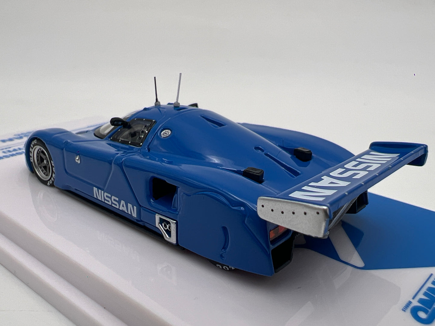 Inno64 1/64 Nissan R89C World Sports Car Championship 1989 Works Prototype Blue