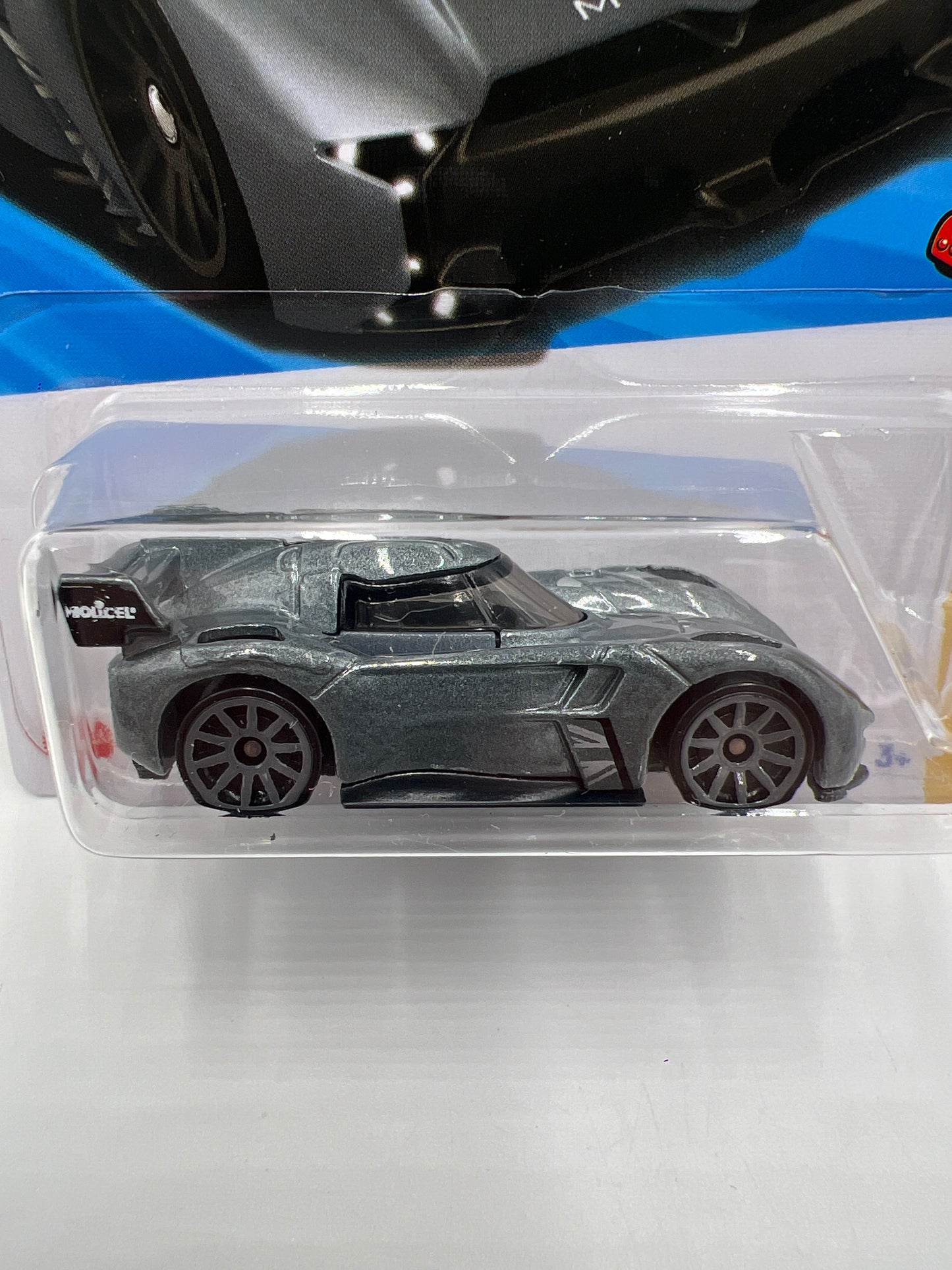 2025 Hot Wheels Q Case Peak Pursuit #237 McMurtry Speirling Gray 80i