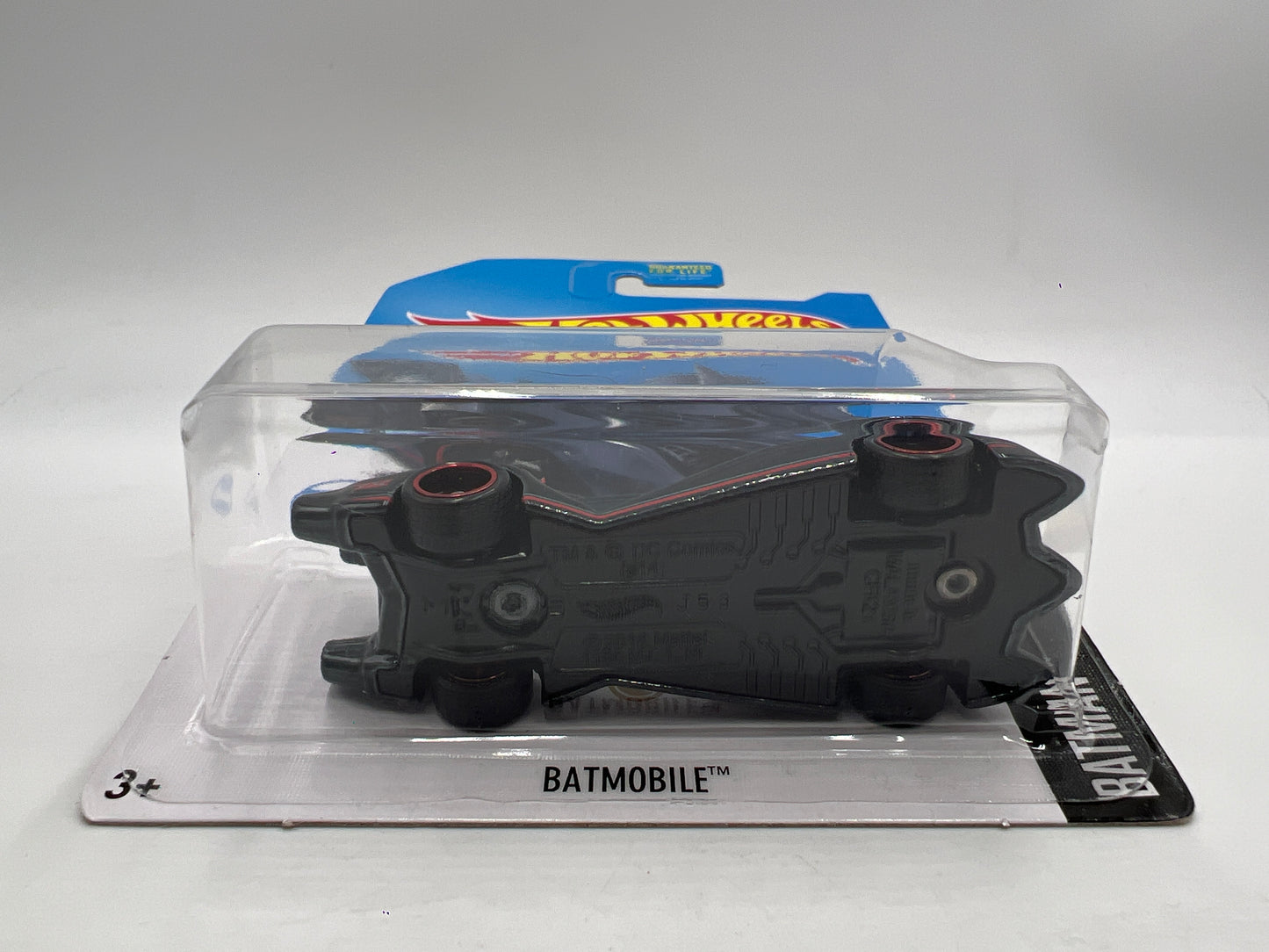 2017 Hot Wheels Super Treasure Hunt Batmobile W/Protector