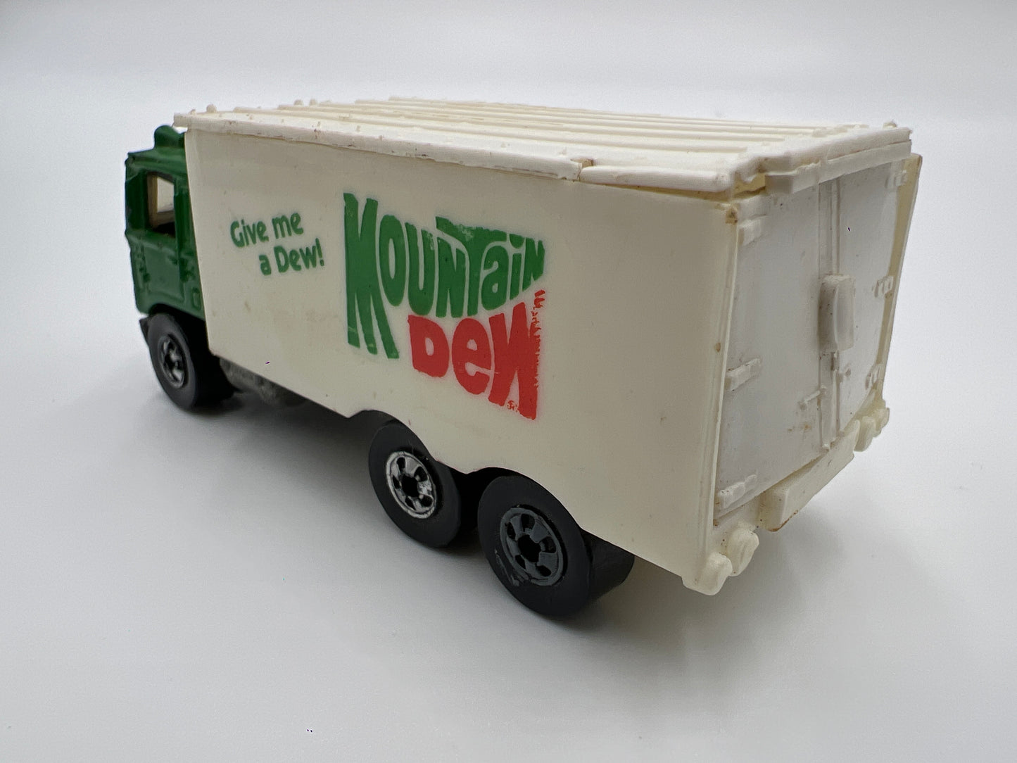 Hot Wheels Blackwall Mountain Dew Hiway Hauler Green Cab Loose