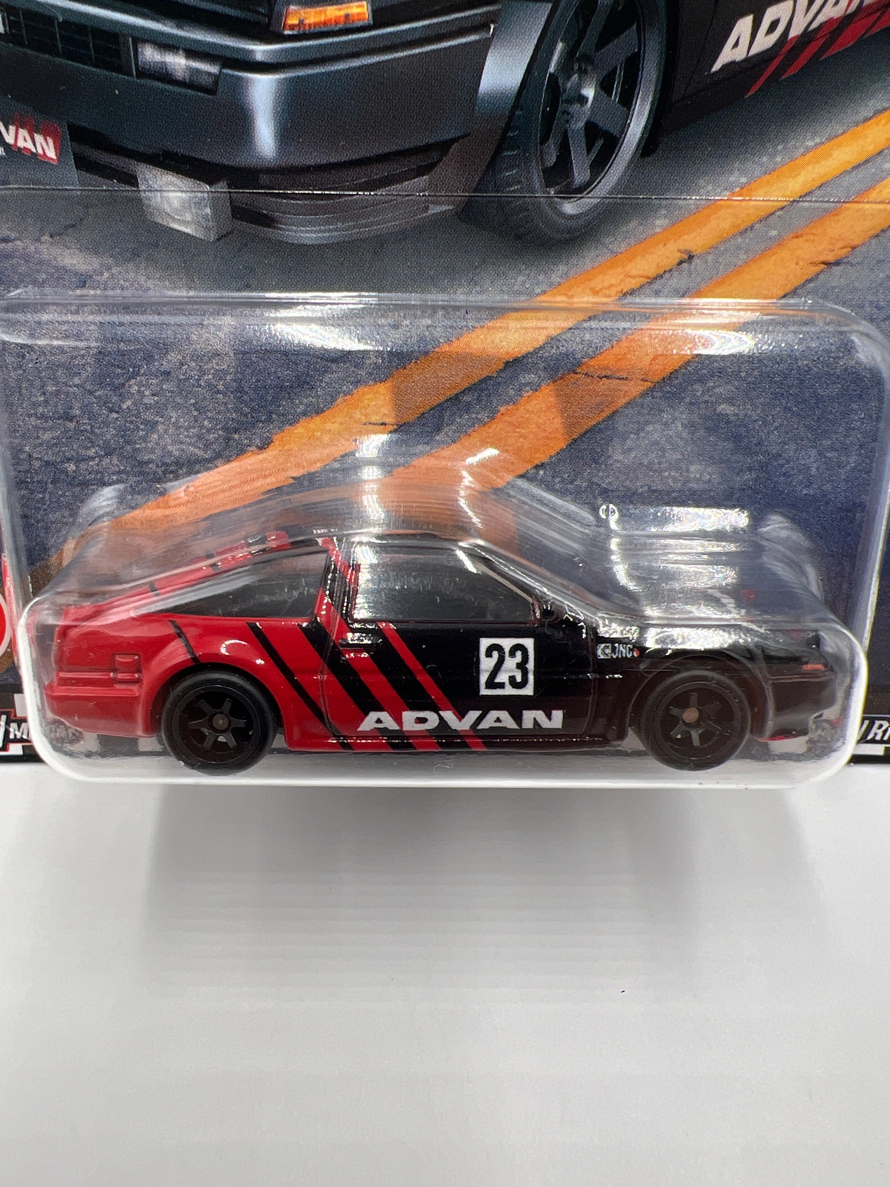 Hot Wheels Premium Boulevard #78 Advan Toyota AE86 Sprinter Trueno