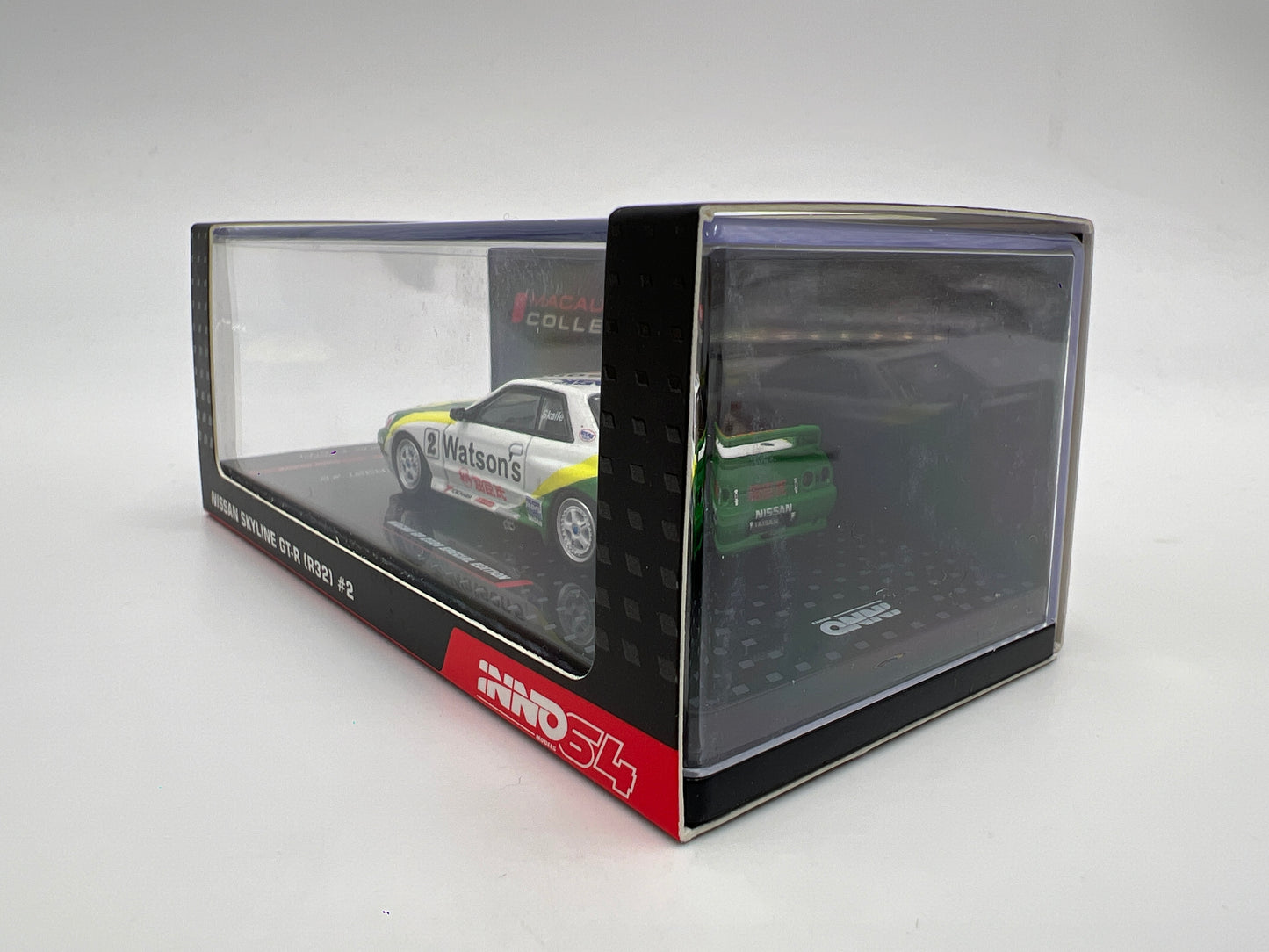 Inno64 Nissan Skyline GT-R R32 #2 Watsons Macau Guia Race 1991