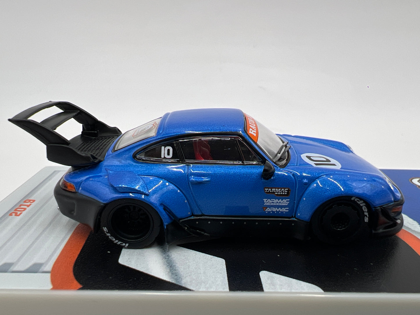 Tarmac Works 10th Anniversary Porsche RWB 993 Blue/Black
