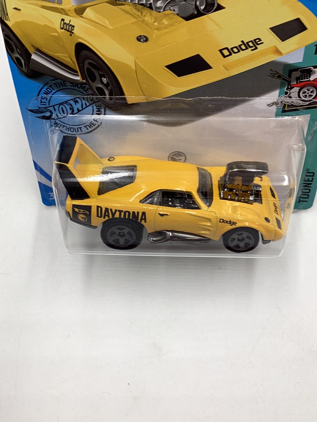 2020 HOT WHEELS TREASURE HUNT DODGE CHARGER DAYTONA