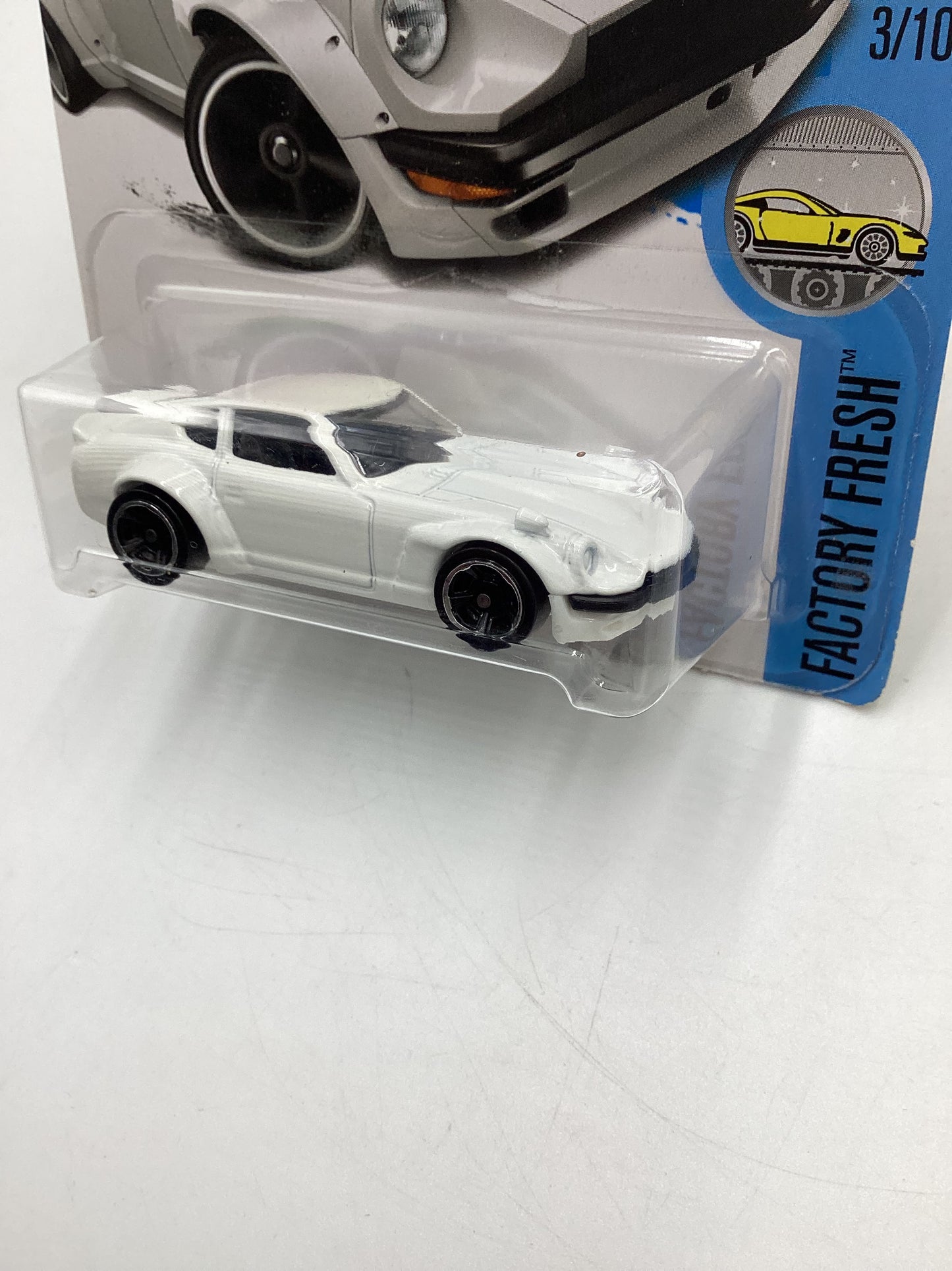 2017 Hot Wheels Factory Fresh #76 Custom Datsun 240Z White 88G