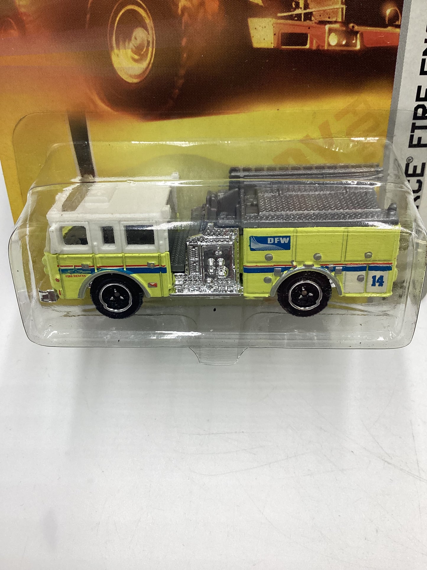 Matchbox Emergency Response #75 Pierce Fire Engine Neon Yellow/White 206C