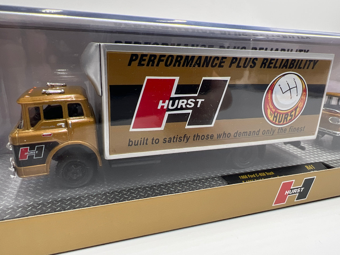 M2 Machines Auto Haulers Hurst 1966 Ford C-950 Truck & 1965 Ford Econoline Truck R41