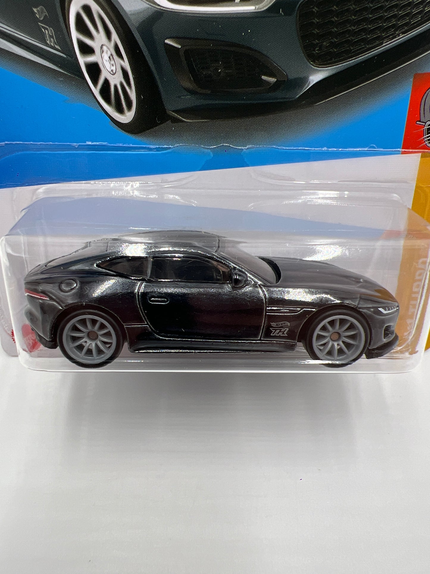 2022 Hot Wheels Super Treasure Hunt #158 2020 Jaguar F-Type Gray W/Protector International Card
