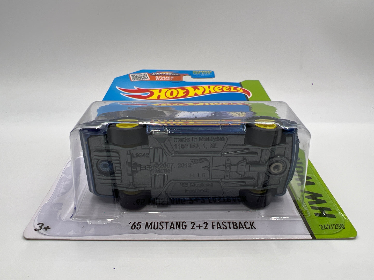 2015 Hot Wheels Super Treasure Hunt #242 65 Mustang 2+2 Fastback Blue W/Protector