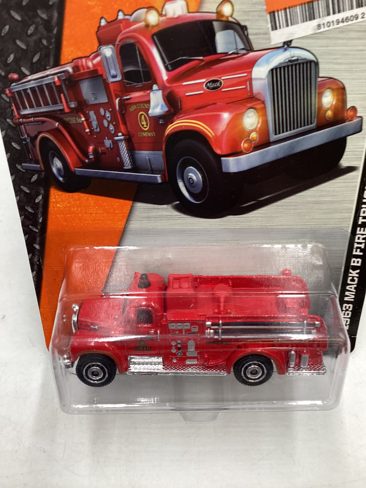 Matchbox #100 1963 Mack B Fire Truck 206C