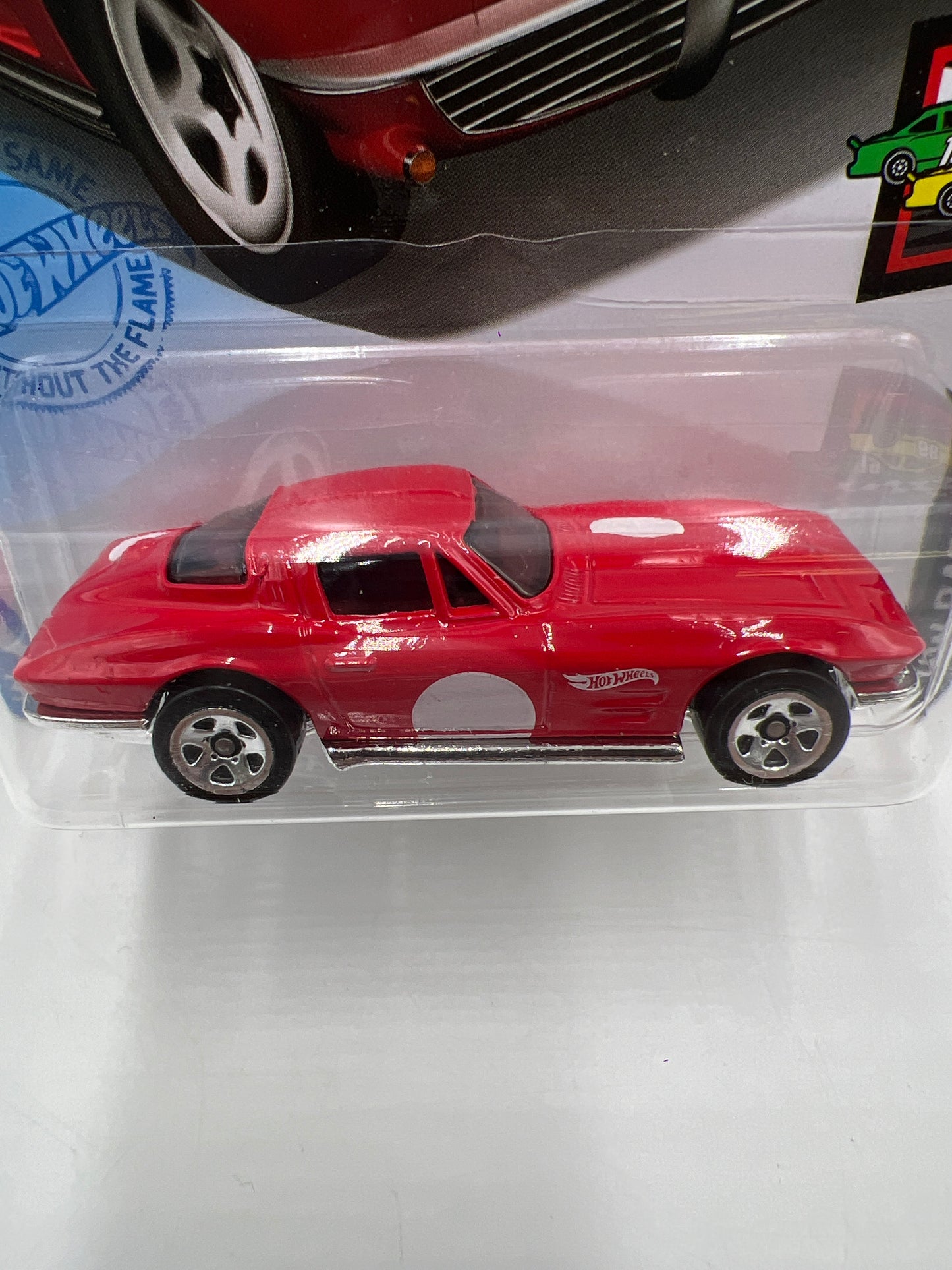 2021 Hot Wheels HW Race Day #10 64 Corvette Sting Ray Red 12E